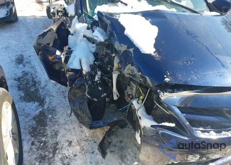 2013 Toyota Corolla L z USA, uszkodzony, nr VIN 2T1BU4EE4DC013564